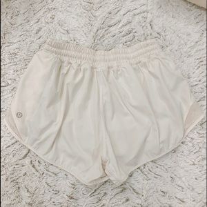 white lulu hotty hots